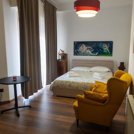 B&B I Miti Dell Etna Catania Centro Vicino Il Duomo Экстерьер фото